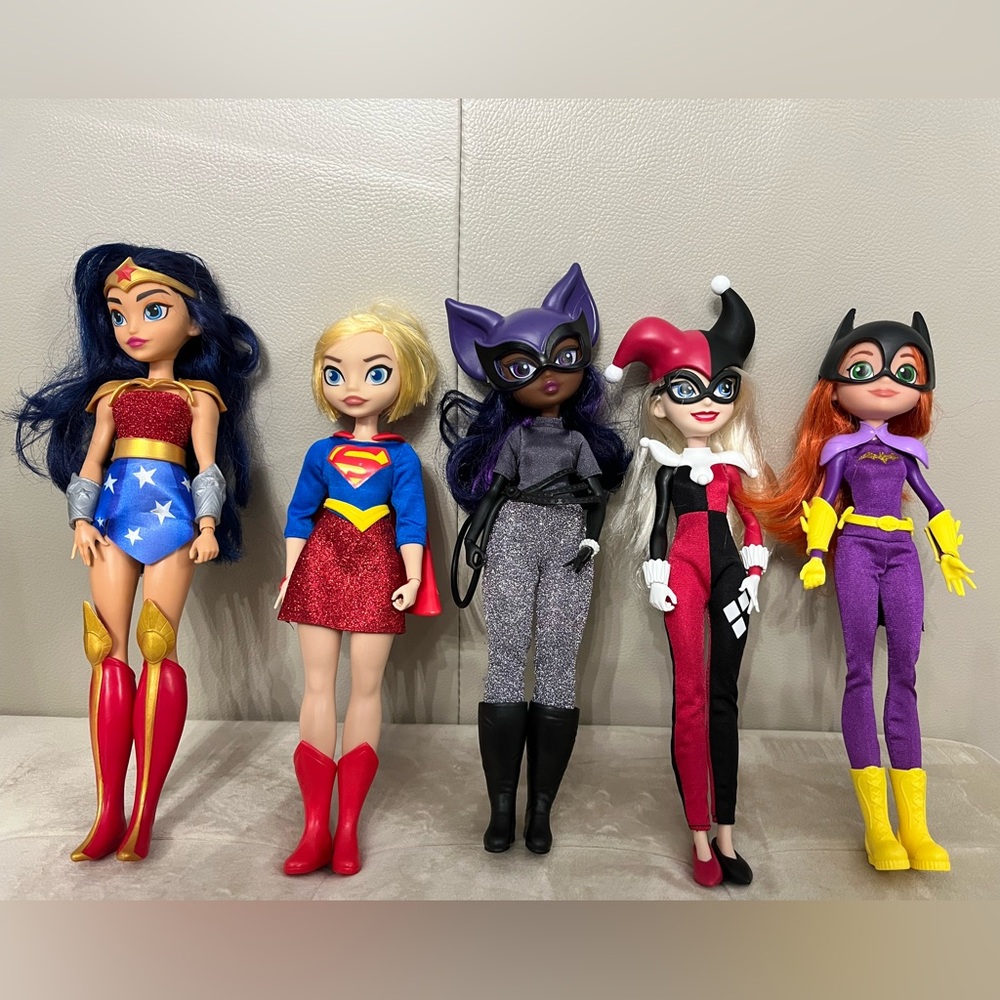Set of 5 DC Superhero Girls Teen Dolls